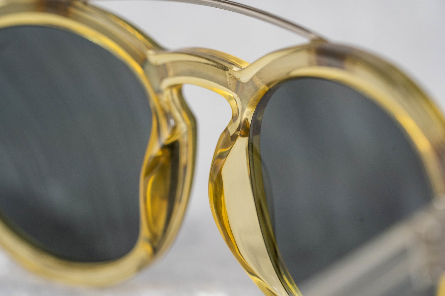 Kris Van Assche Sunglasses Double Bridge Round Clear and Grey