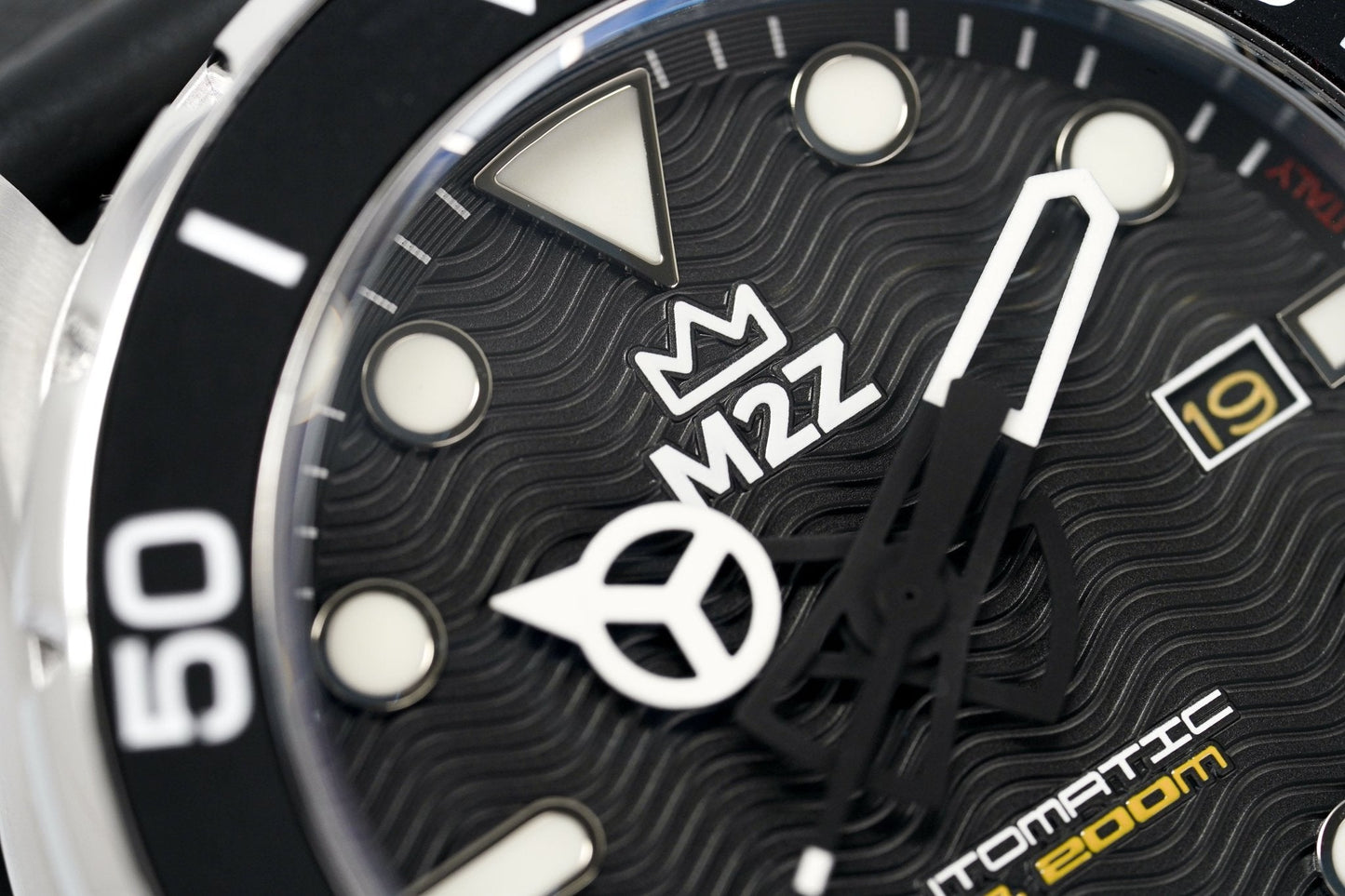 M2Z Men's Watch Diver 200 Black 200-002