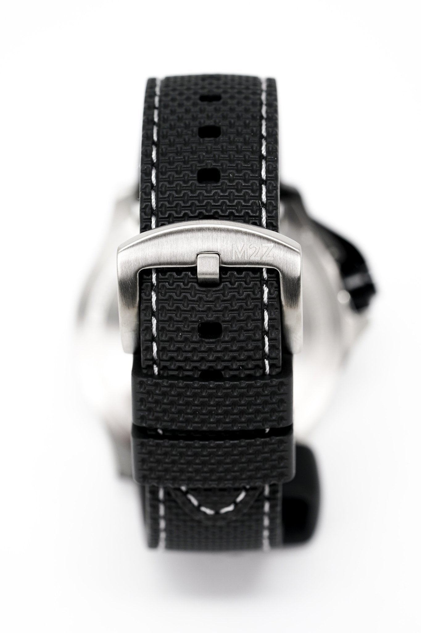 M2Z Men's Watch Diver 200 Black 200-002