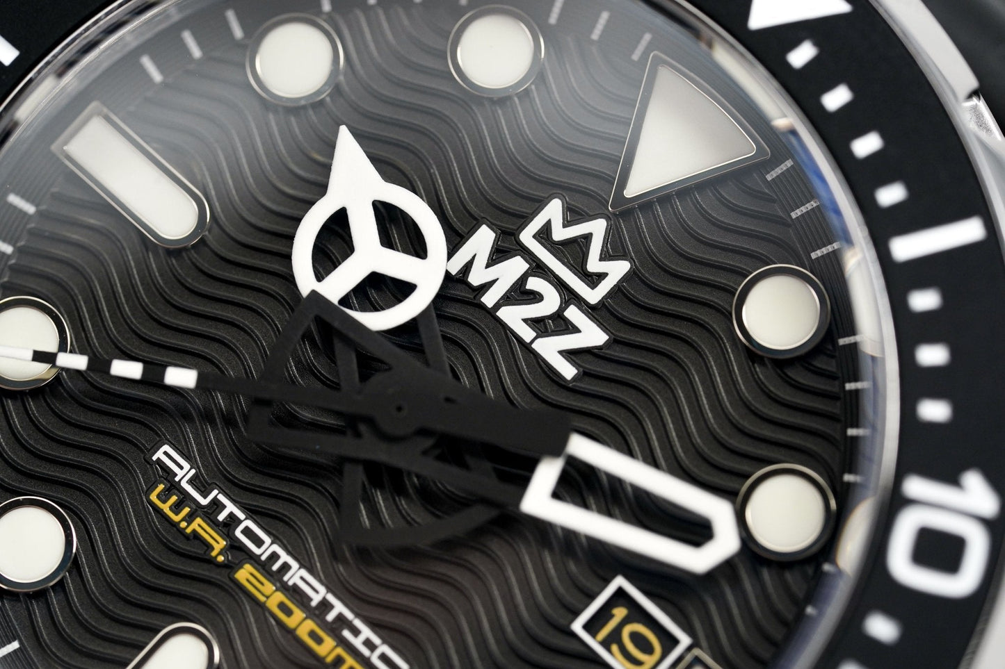 M2Z Men's Watch Diver 200 Black 200-002
