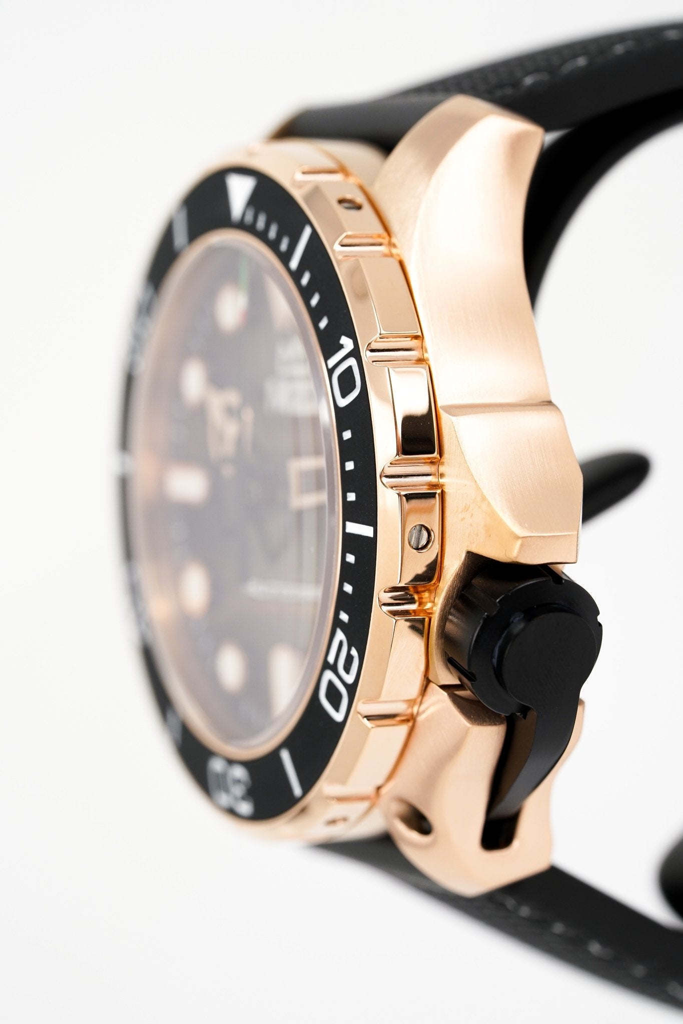 M2Z Men's Watch Diver 200 Black IP Rose Gold 200-008