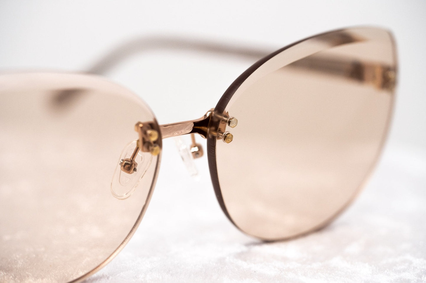 NO 21 Ladies Sunglasses Cat Eye Rose Gold and Peach N21S15C5SUN