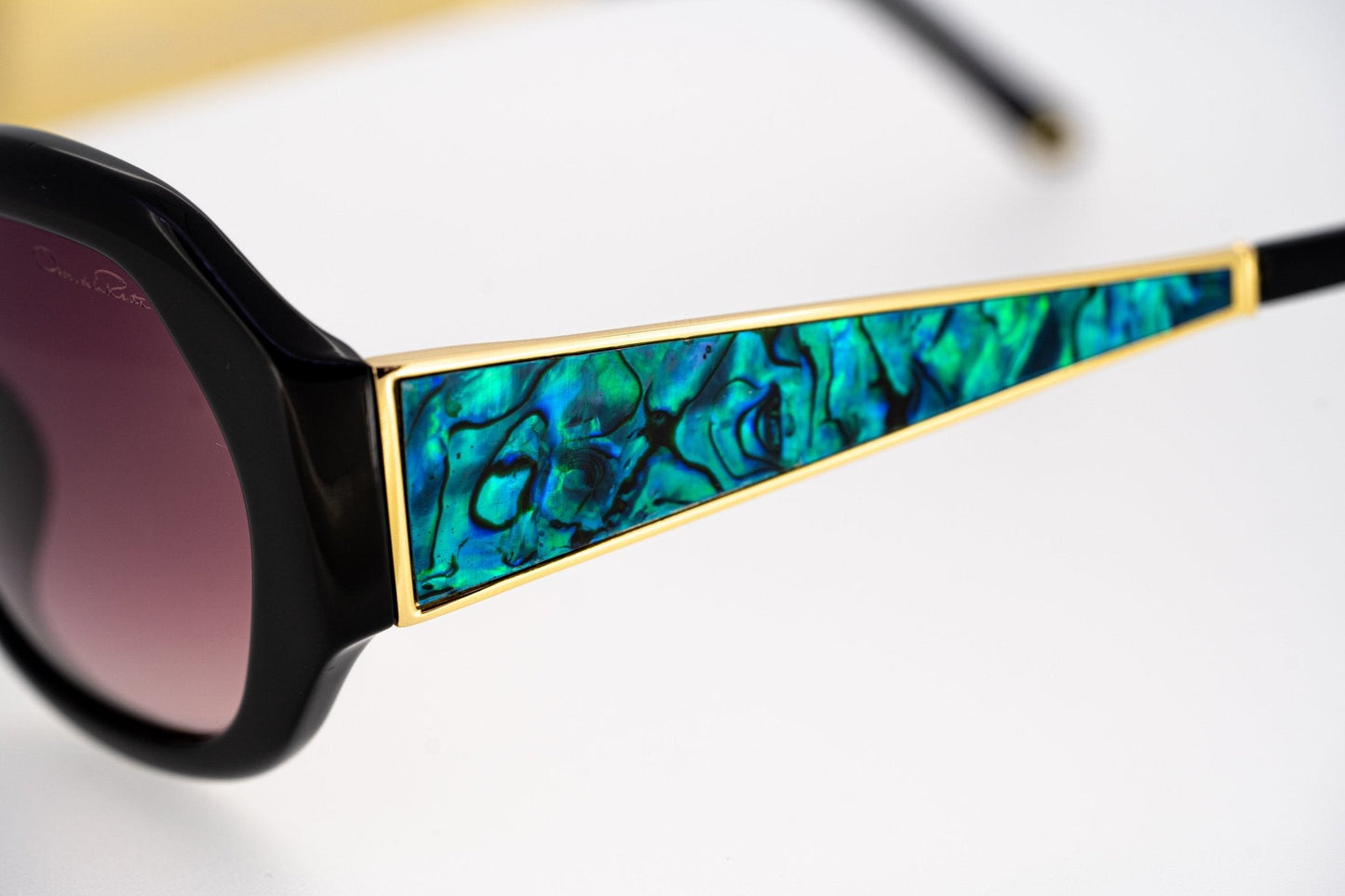 Oscar De La Renta Sunglasses Jackie O Black and Pink