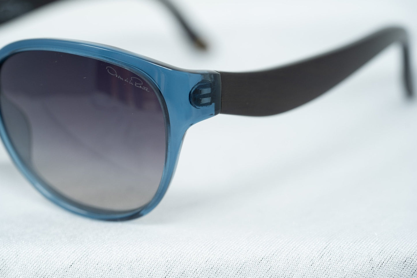 Oscar De La Renta Ladies Sunglasses Oval Blue and Grey ODLR30C4SUN
