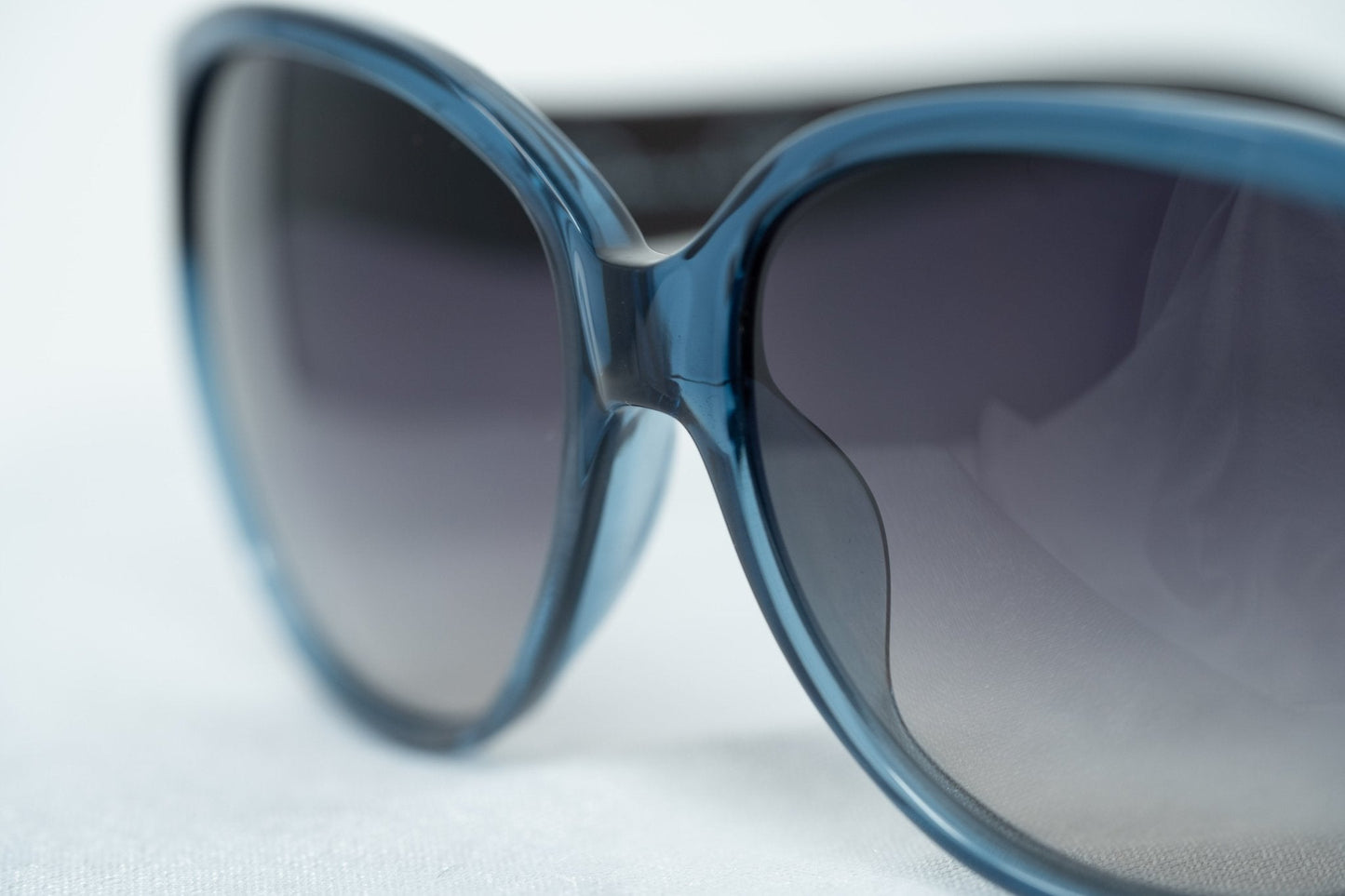Oscar De La Renta Ladies Sunglasses Oval Blue and Grey ODLR30C4SUN