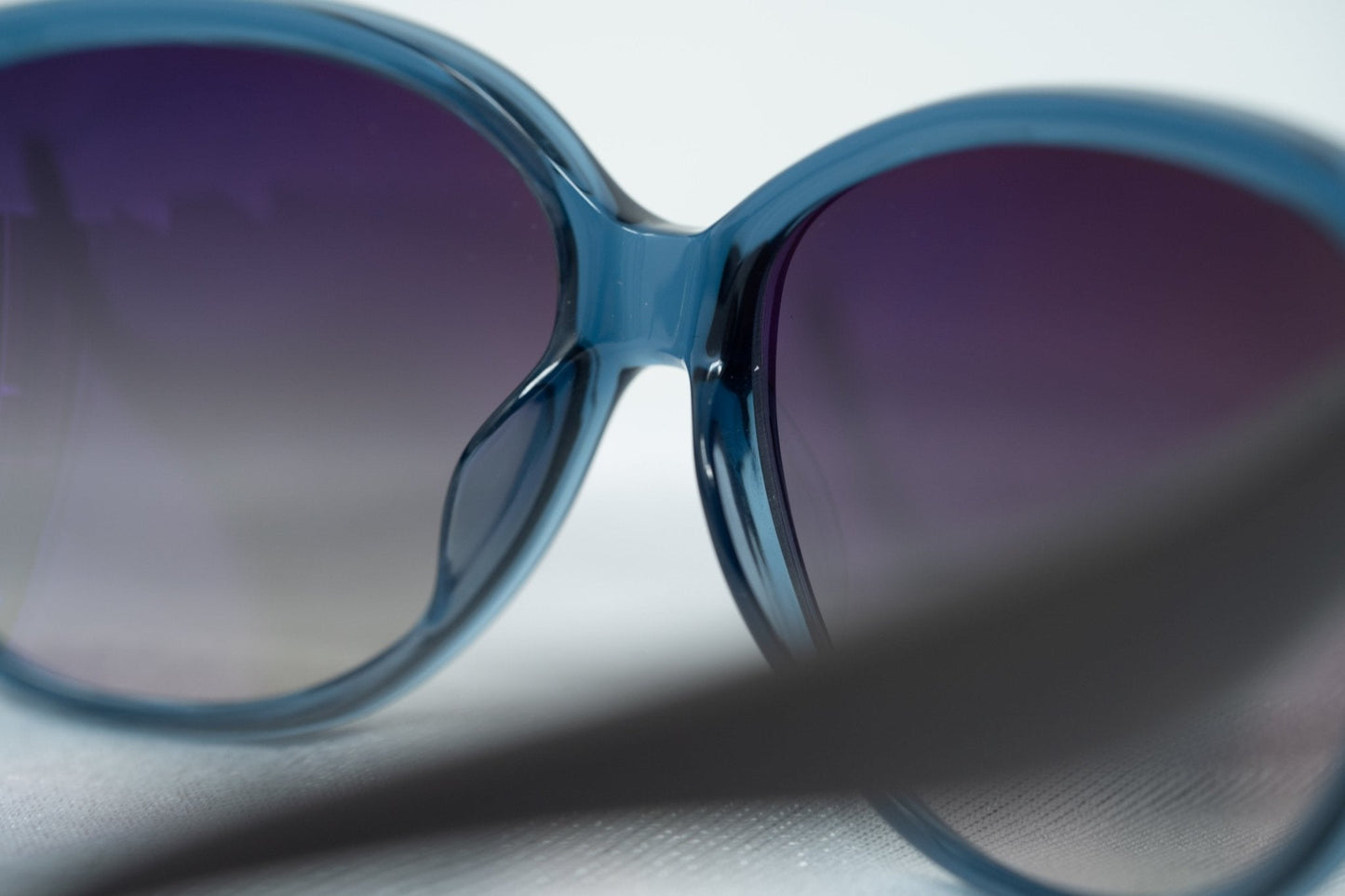 Oscar De La Renta Ladies Sunglasses Oval Blue and Grey ODLR30C4SUN