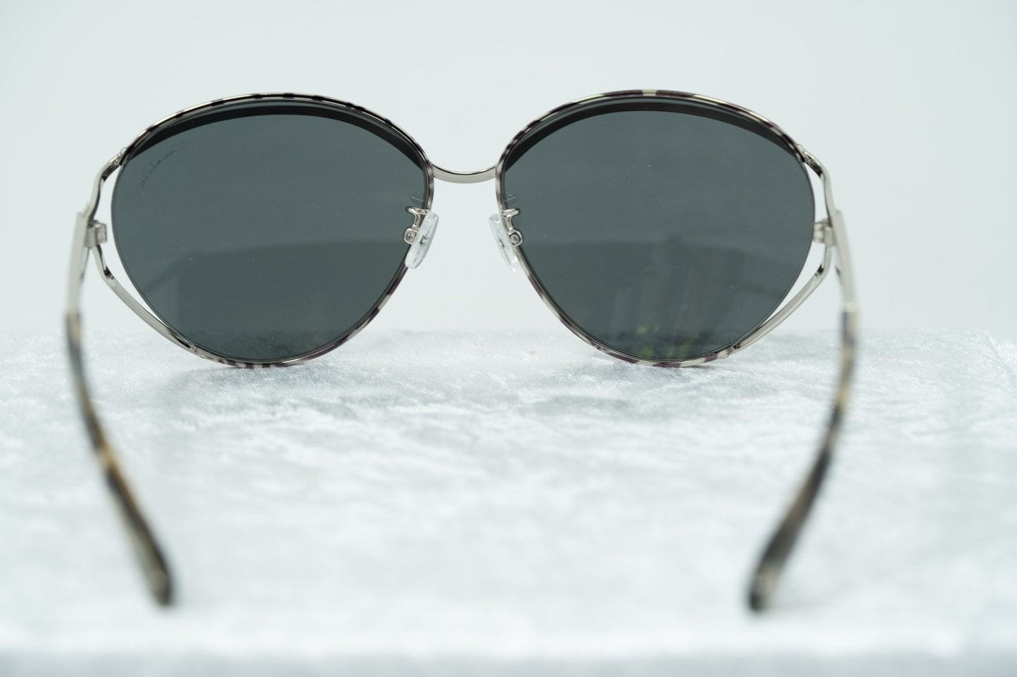 Oscar De La Renta Sunglasses Oval Black White and Grey
