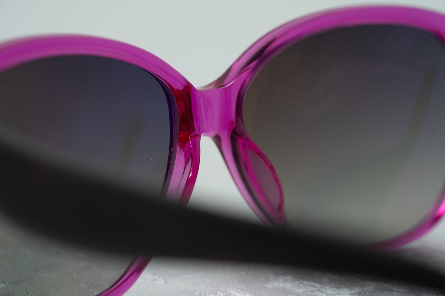Oscar De La Renta Sunglasses Oval Pink and Dark Grey