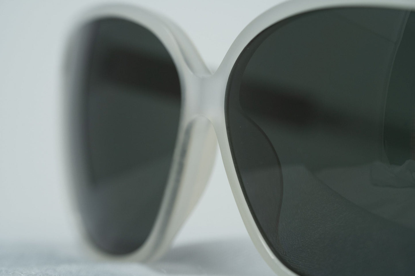 Oscar De La Renta Sunglasses Oversized Clear and Green