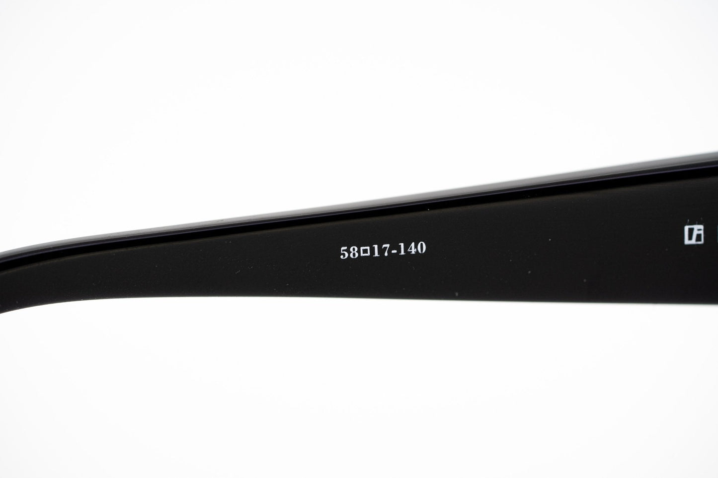 Oscar De La Renta Sunglasses Oversized Black and Grey