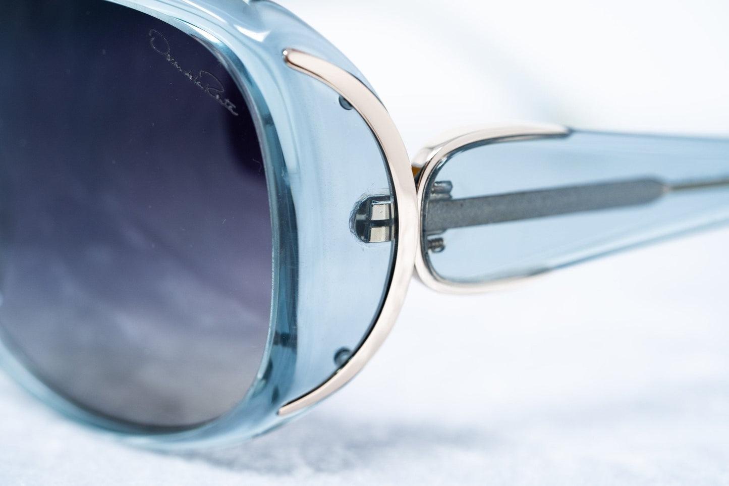 Oscar De La Renta Sunglasses Oversized Blue and Dark Grey