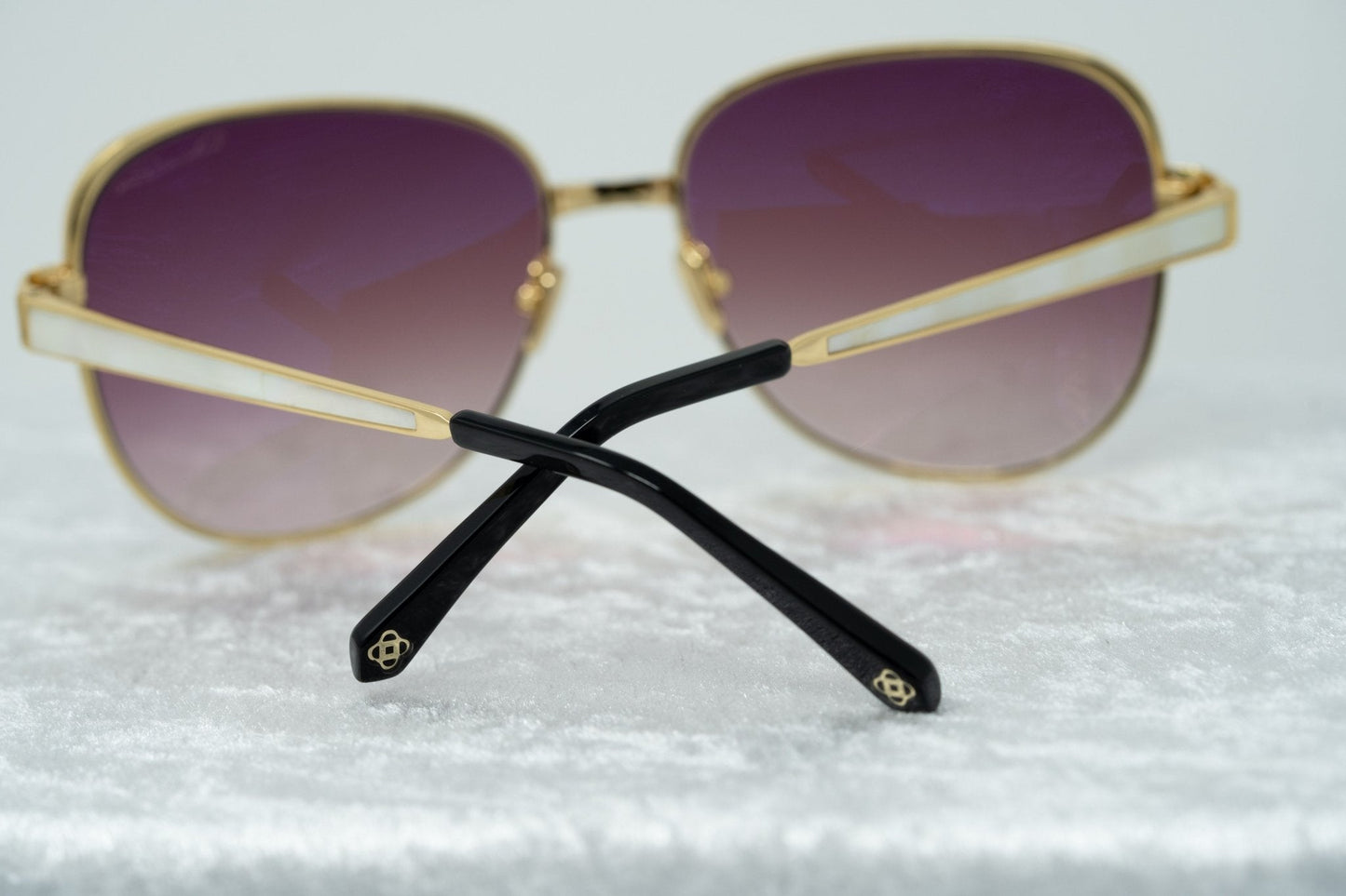Oscar De La Renta Sunglasses Oversized Gold and Purple