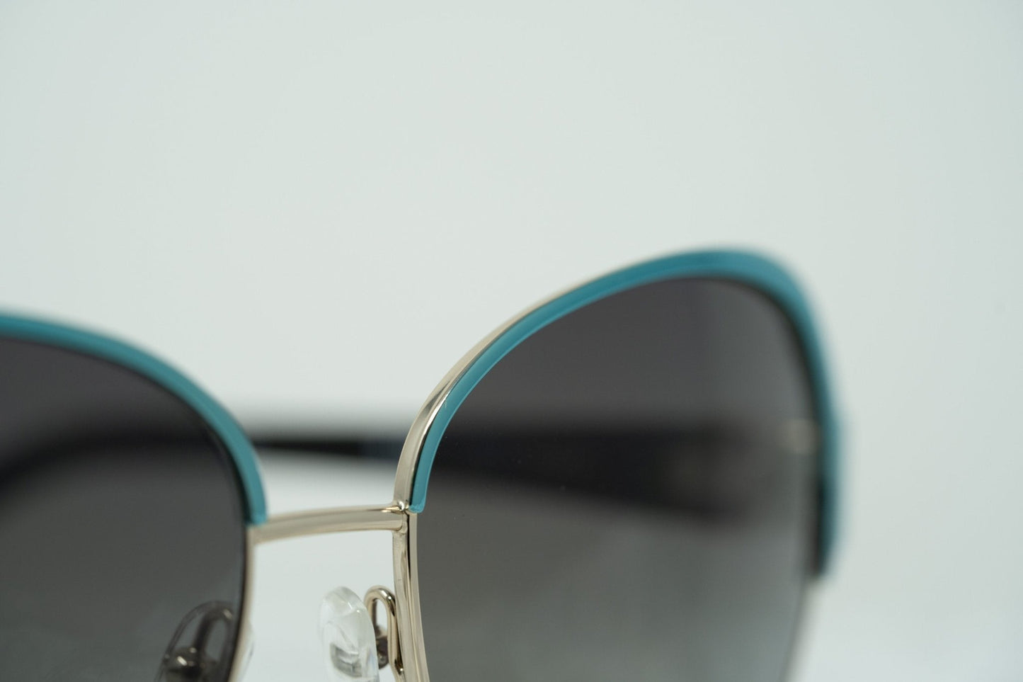Oscar De La Renta Sunglasses Oversized Aquamarine Enamel and Grey