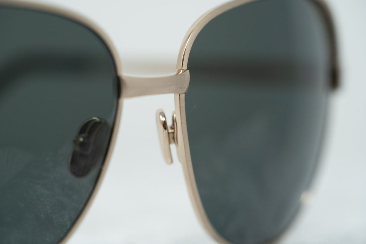 Oscar De La Renta Sunglasses Oversized Rose Gold and Green