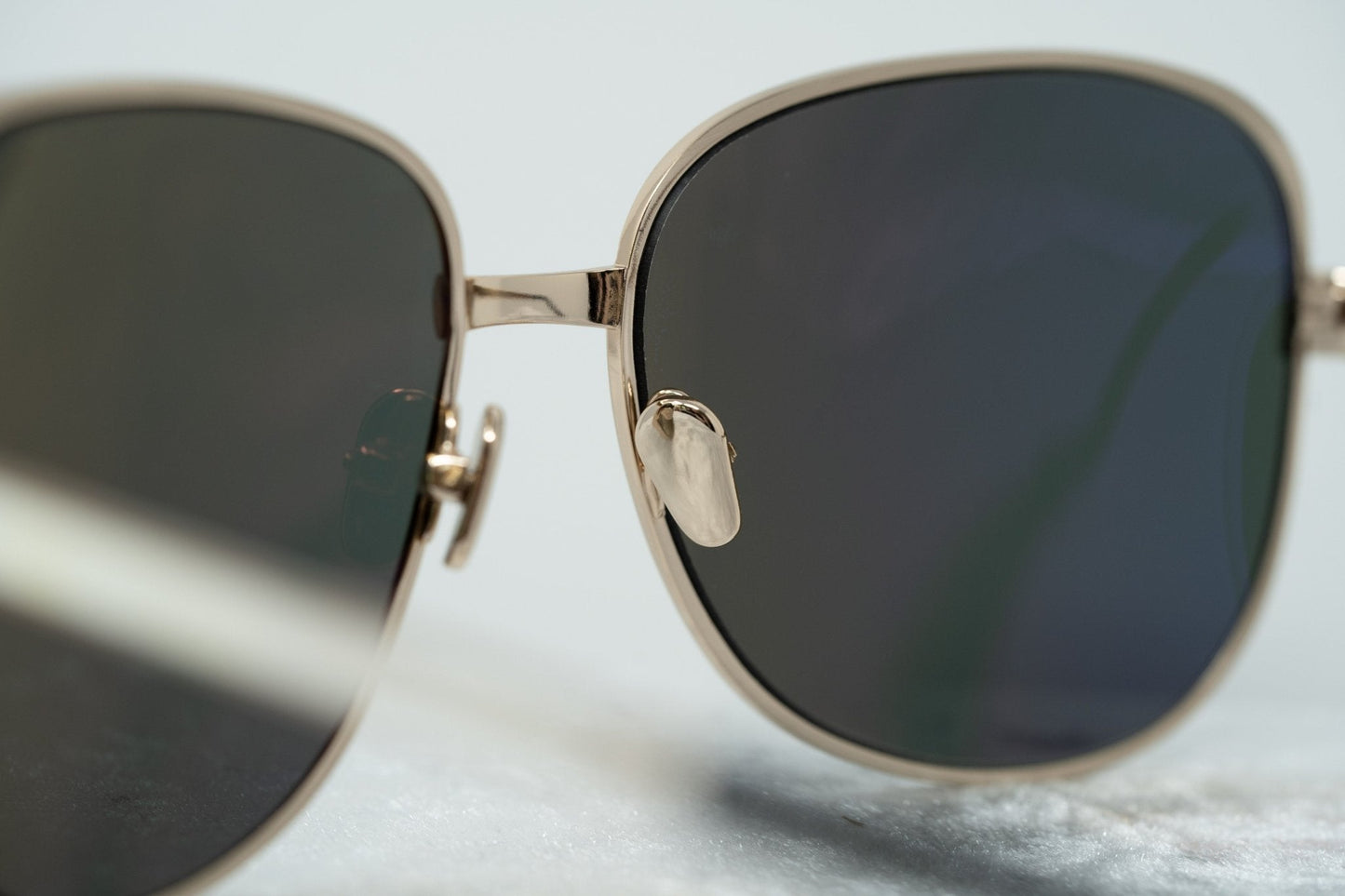 Oscar De La Renta Sunglasses Oversized Rose Gold and Green