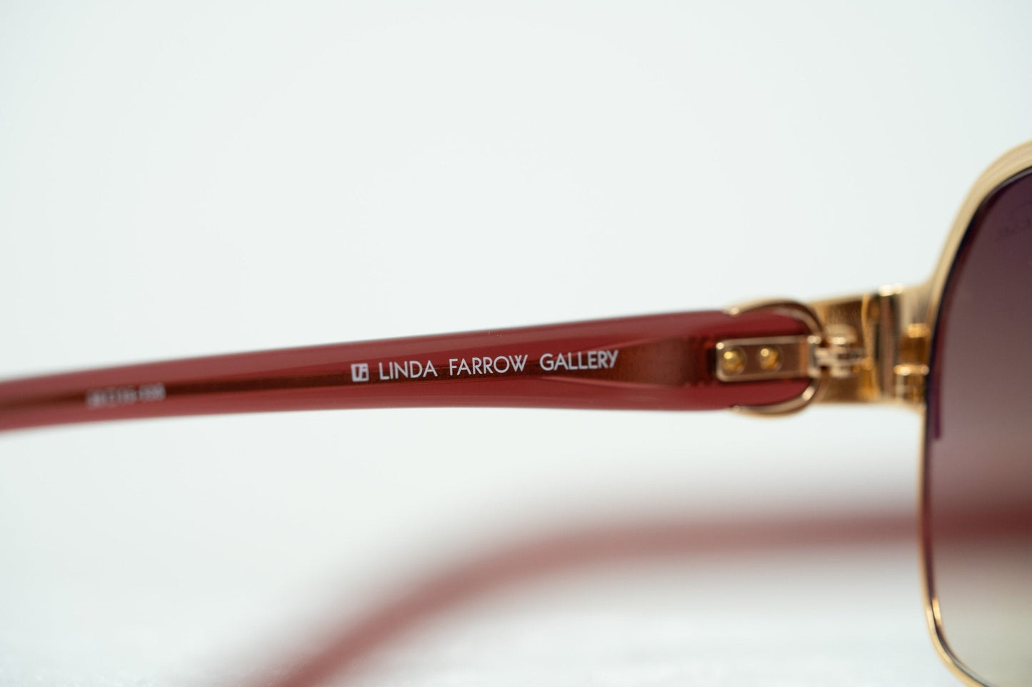 Oscar De La Renta Sunglasses Oversized Russian Gold Red and Grey