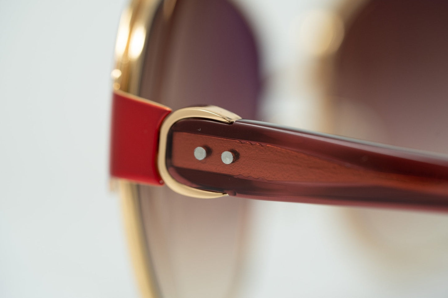 Oscar De La Renta Sunglasses Oversized Russian Gold Red and Grey