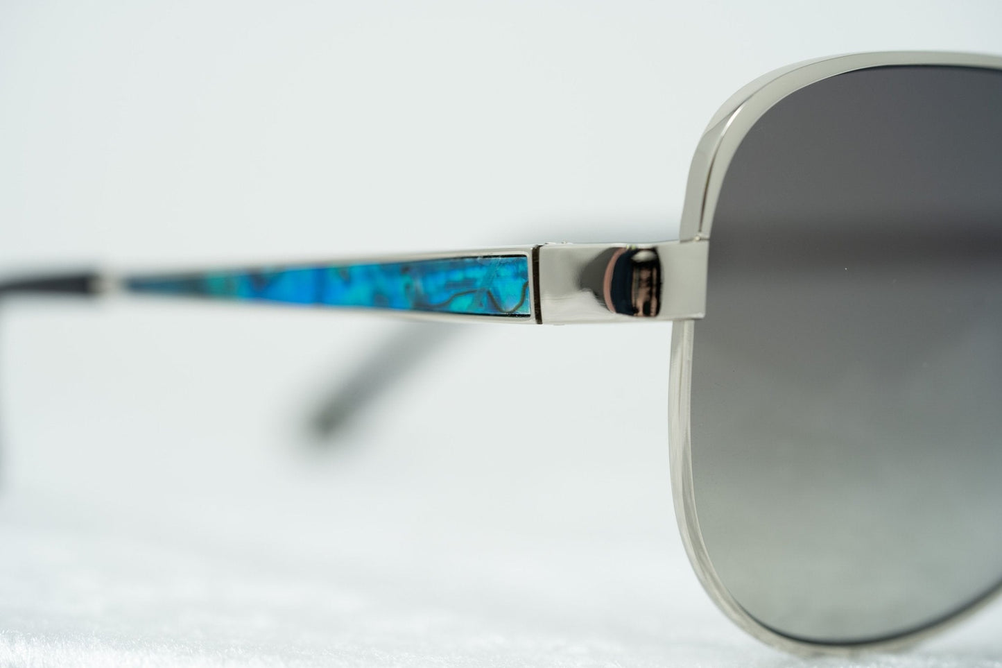 Oscar De La Renta Sunglasses Oversized Silver and Grey