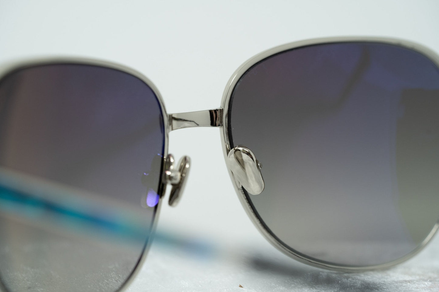 Oscar De La Renta Sunglasses Oversized Silver and Grey
