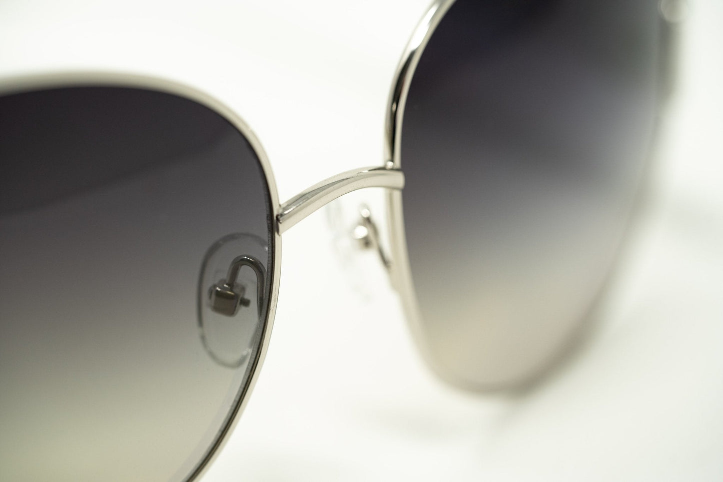 Oscar De La Renta Sunglasses Oversized Silver White and Grey