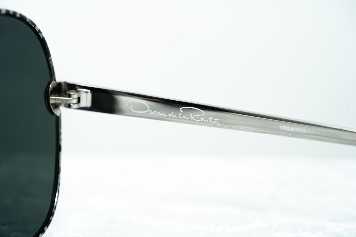 Oscar De La Renta Sunglasses Oversized Tortoise and Dark Grey