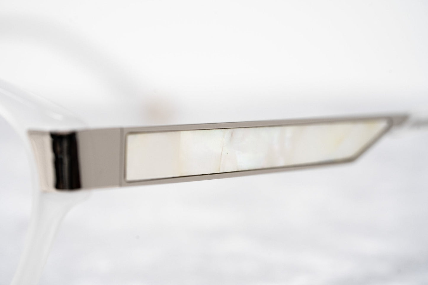 Oscar De La Renta Eyeglasses Oval Ivory White and Clear