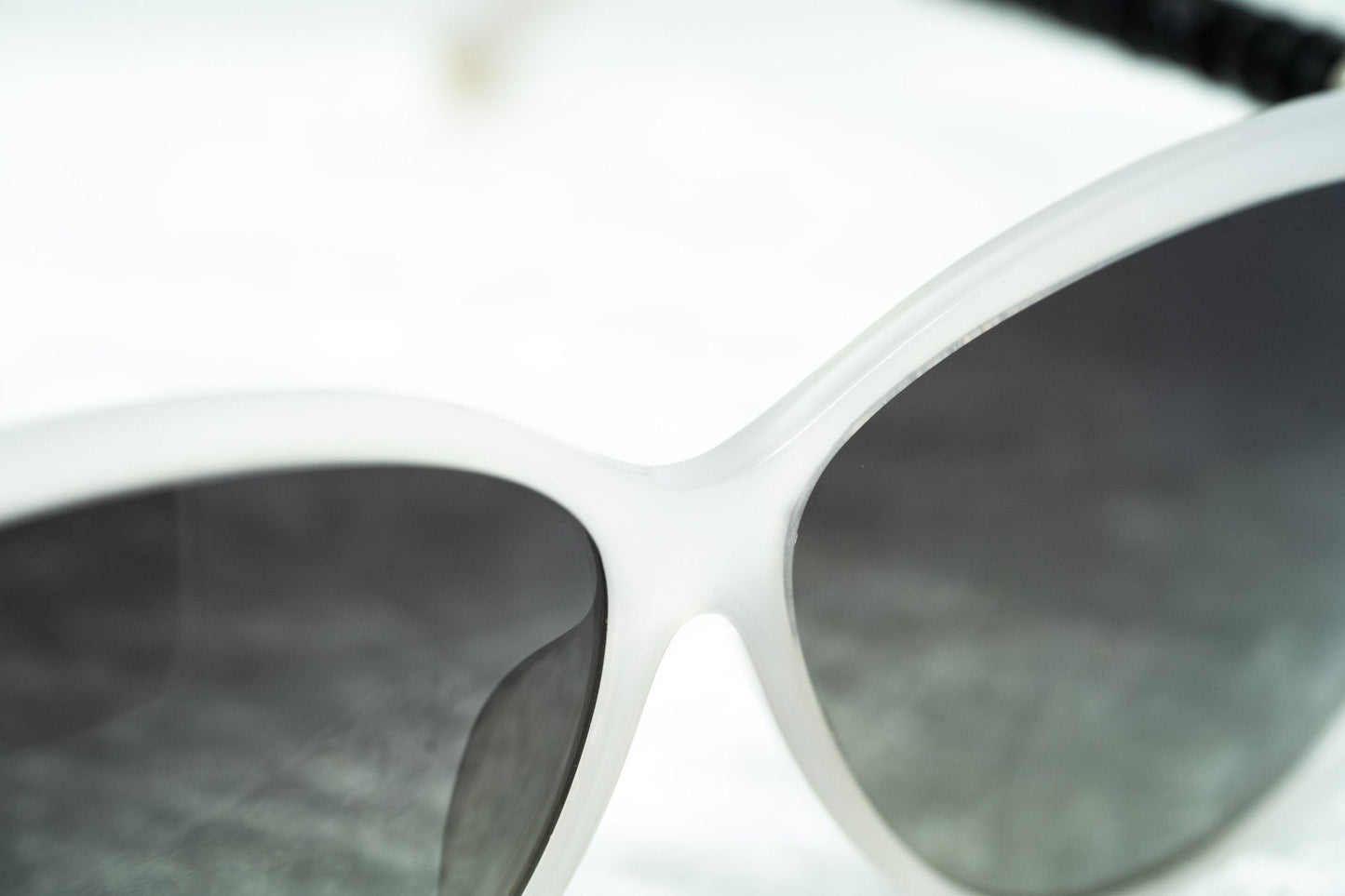 Oscar De La Renta Women Sunglasses Oversized Ivory and Grey