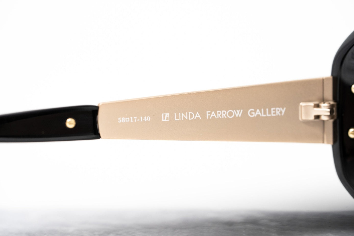 Oscar De La Renta Sunglasses Oversized Black and Grey Graduated