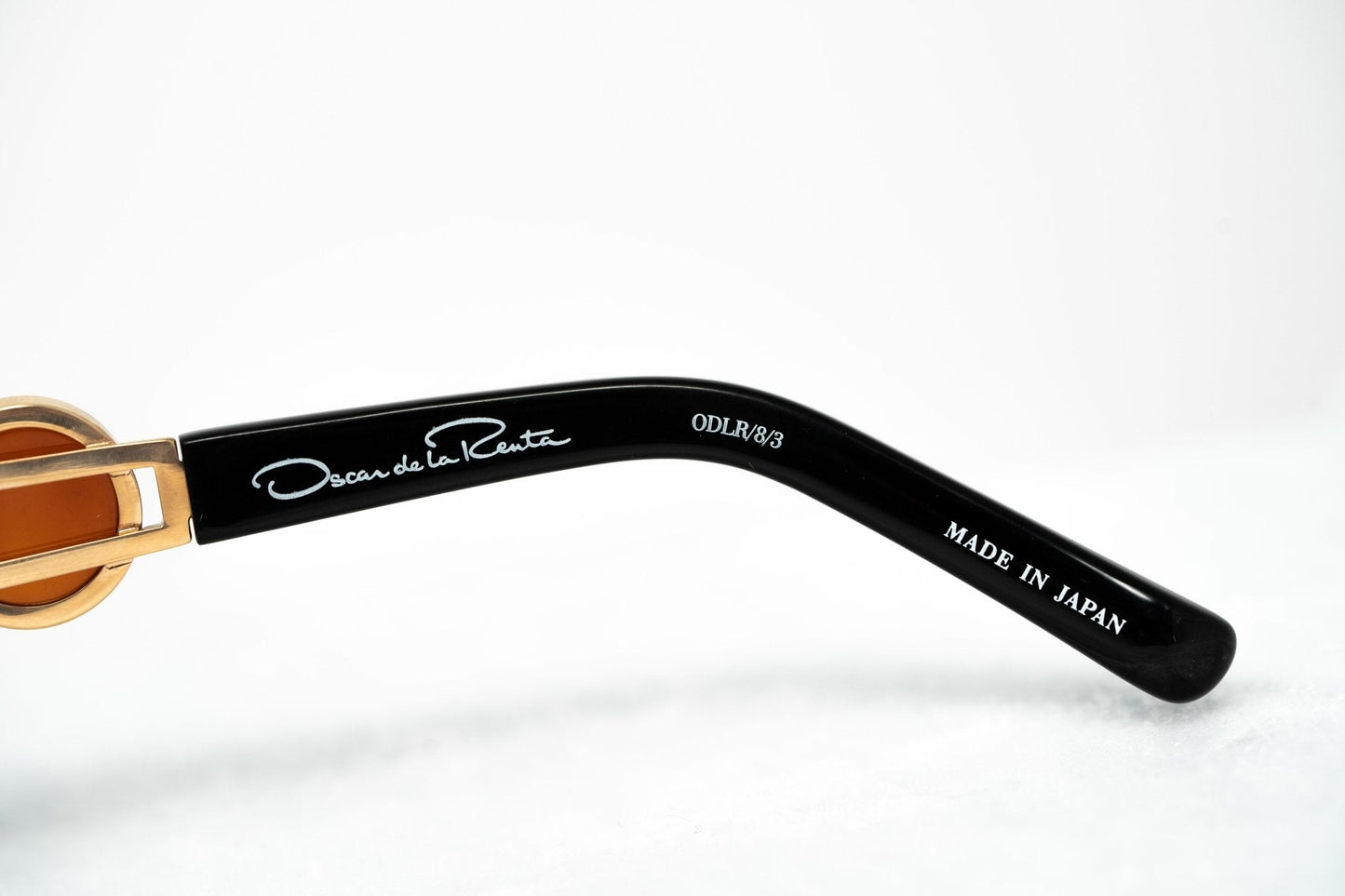 Oscar De La Renta Sunglasses Oval Rose Gold and Grey