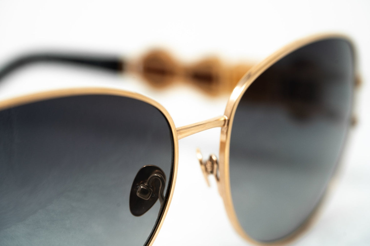 Oscar De La Renta Sunglasses Oval Rose Gold and Grey