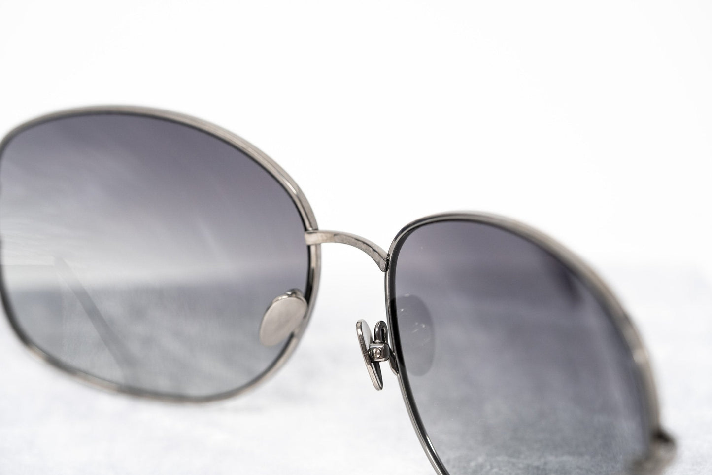 Oscar De La Renta Sunglasses Oval Gun Metal and Grey