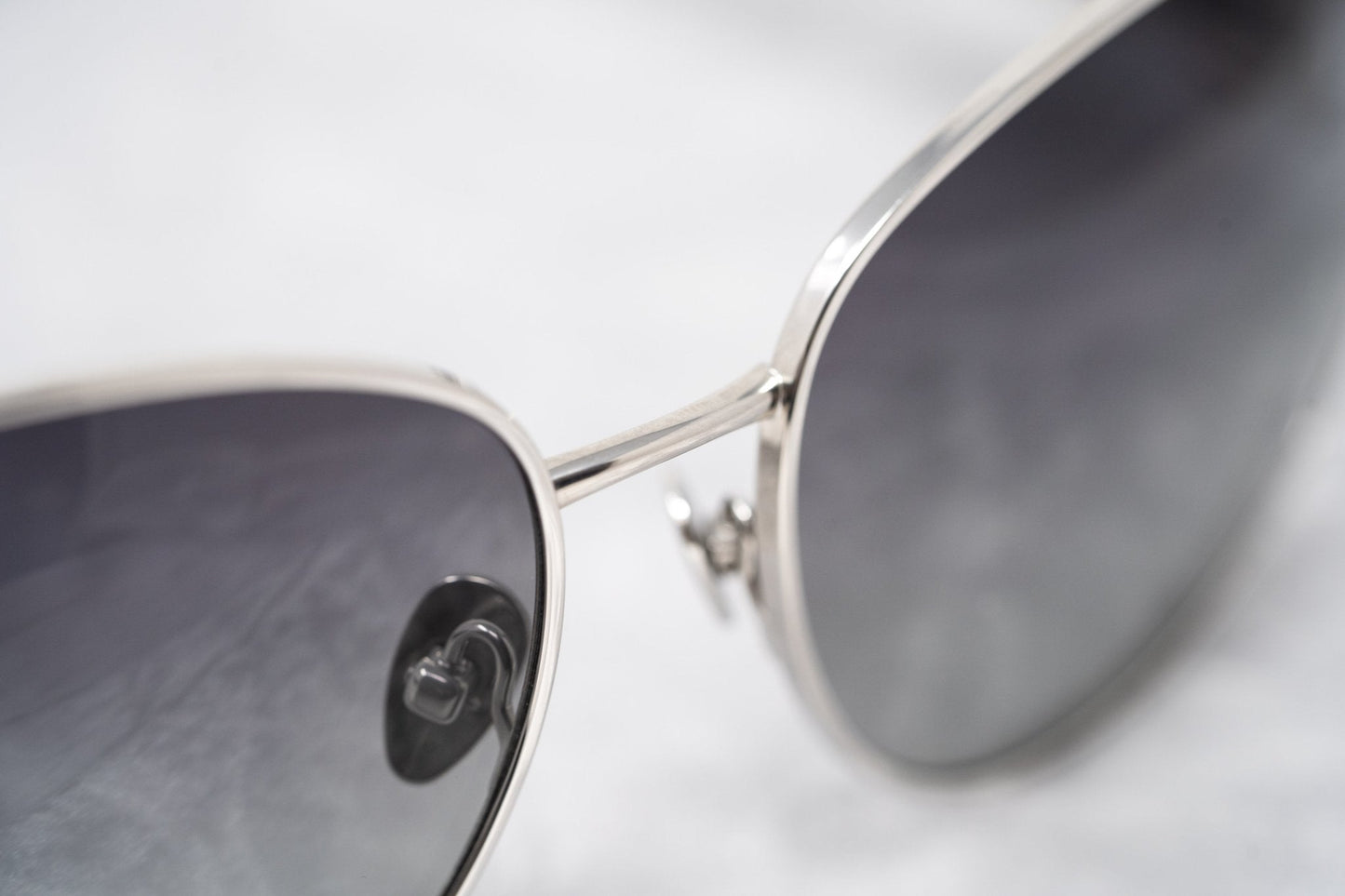 Oscar De La Renta Sunglasses Oval Silver and Grey