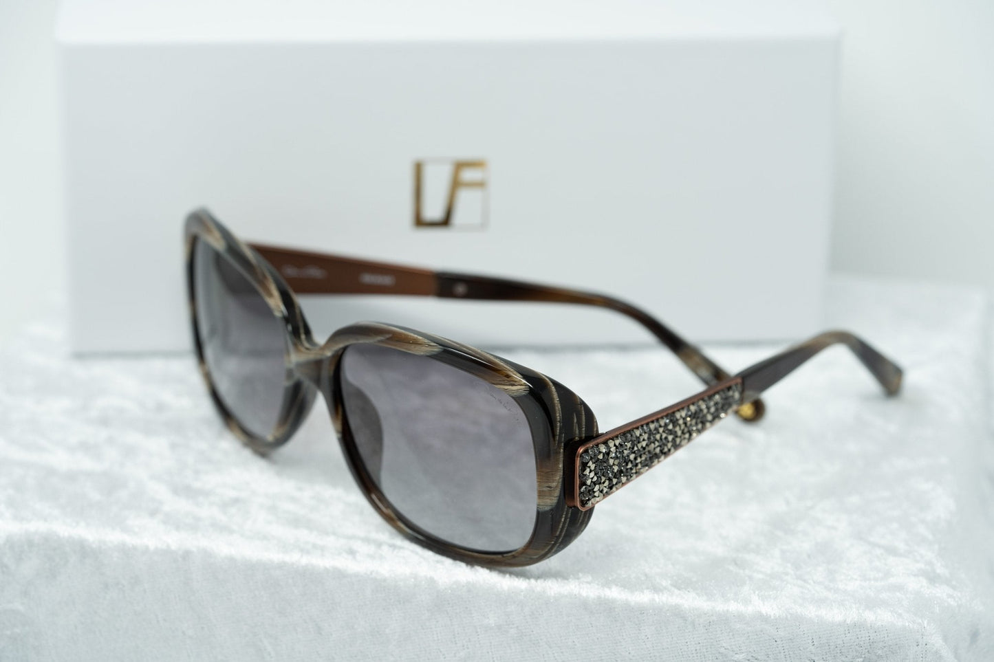Oscar De La Renta Sunglasses Oversized Horn and Grey
