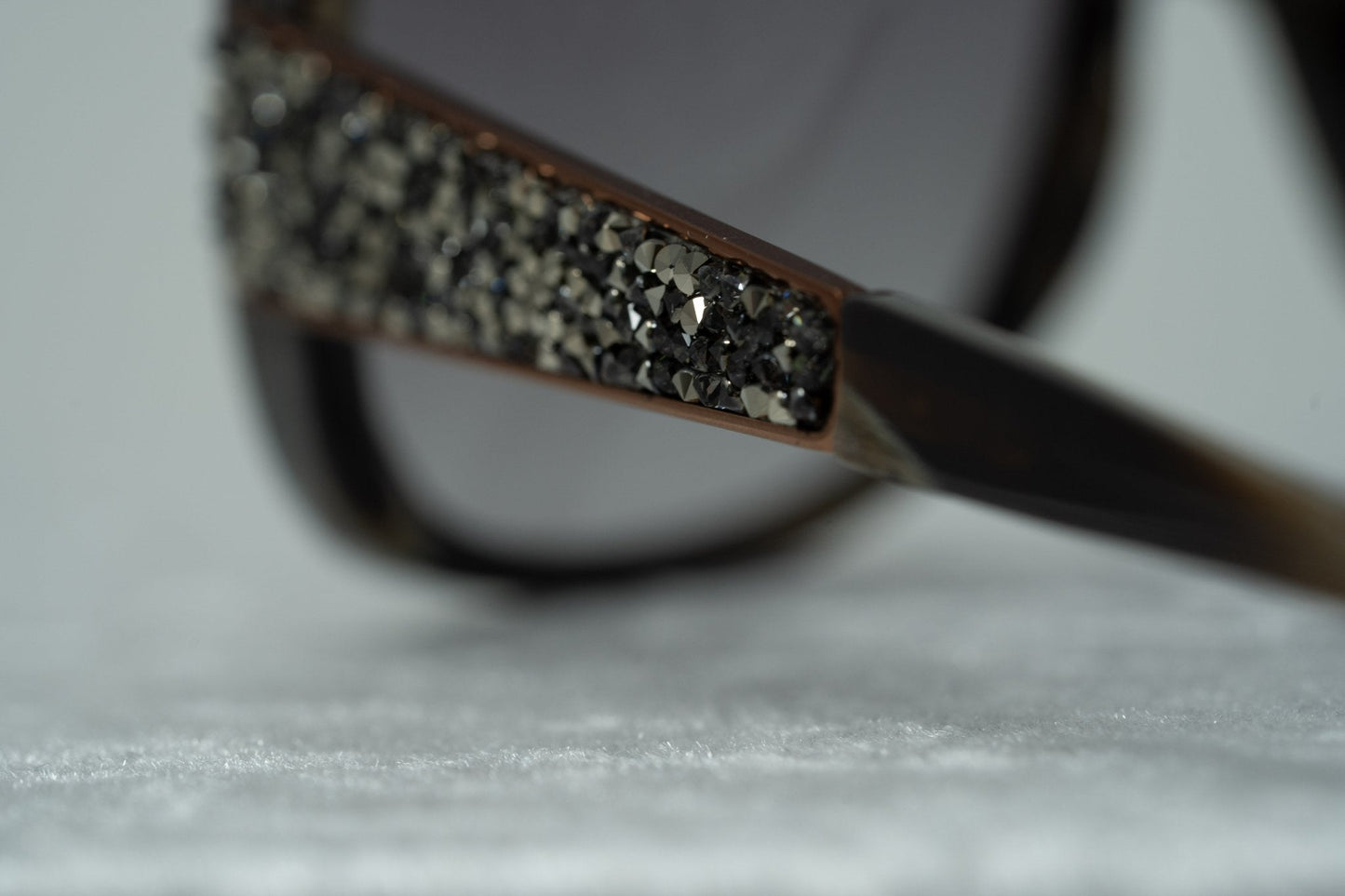 Oscar De La Renta Sunglasses Oversized Horn and Grey