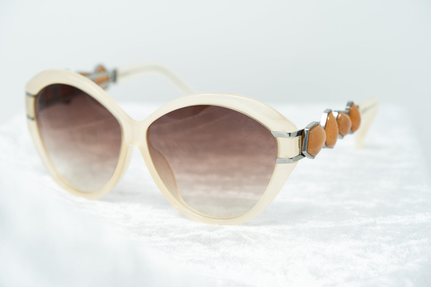 Oscar De La Renta Sunglasses Oversized Nude and Brown