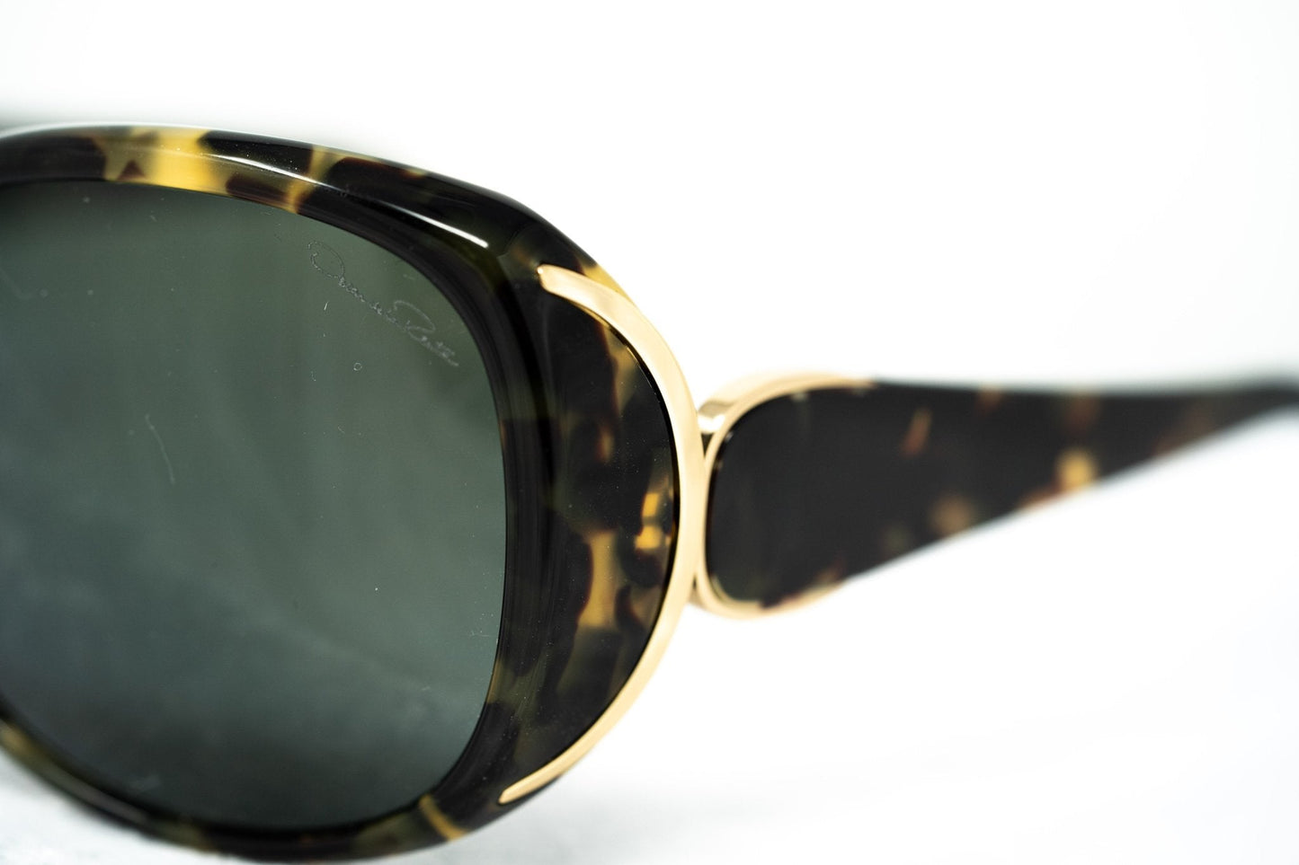 Oscar De La Renta Sunglasses Oversized Tortoise Shell and Grey