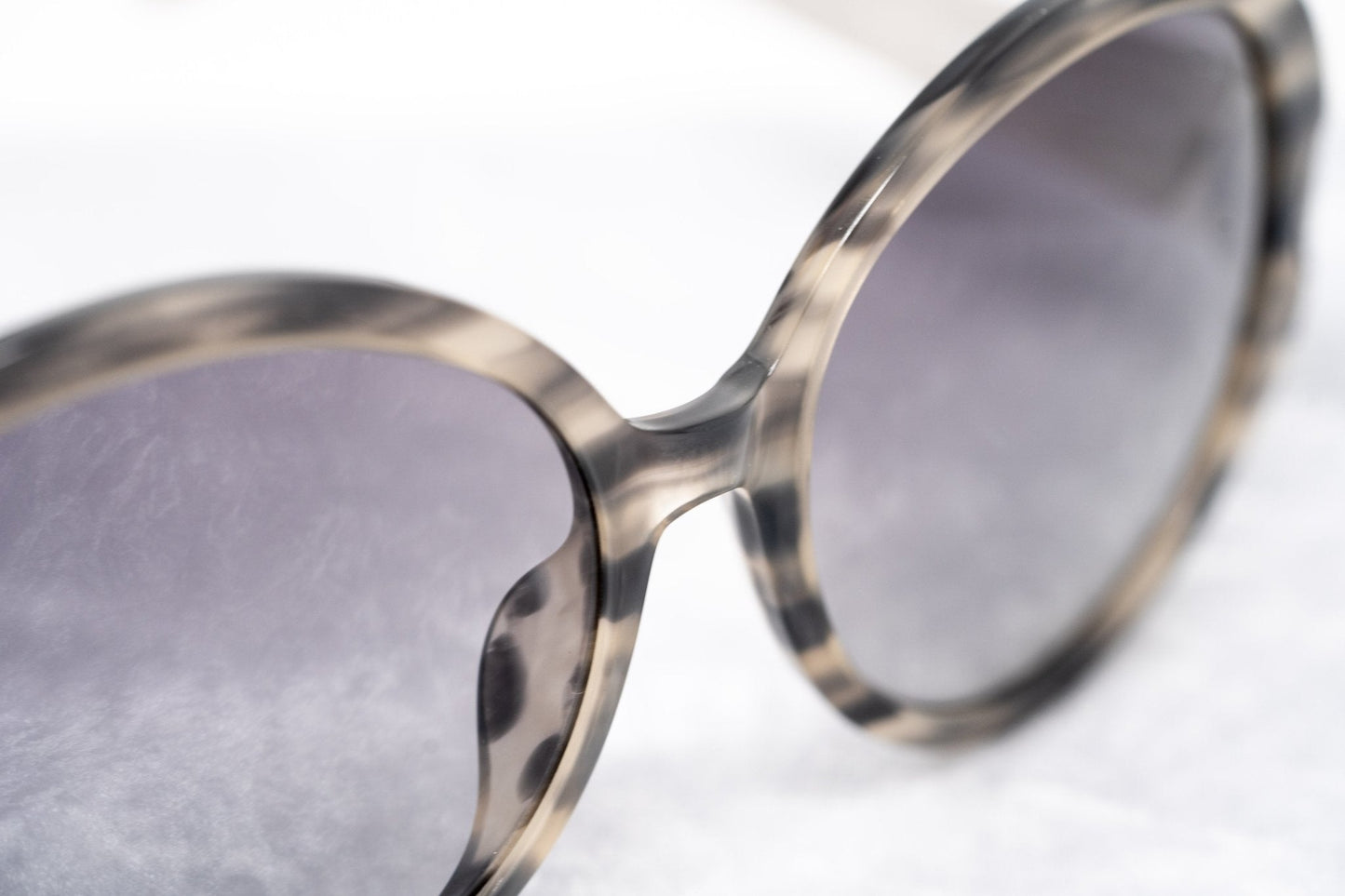 Oscar De La Renta Sunglasses Oversized Inky Horn and Grey