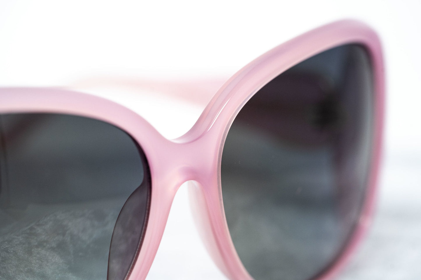 Oscar De La Renta Sunglasses Oversized Pink and Dark Grey