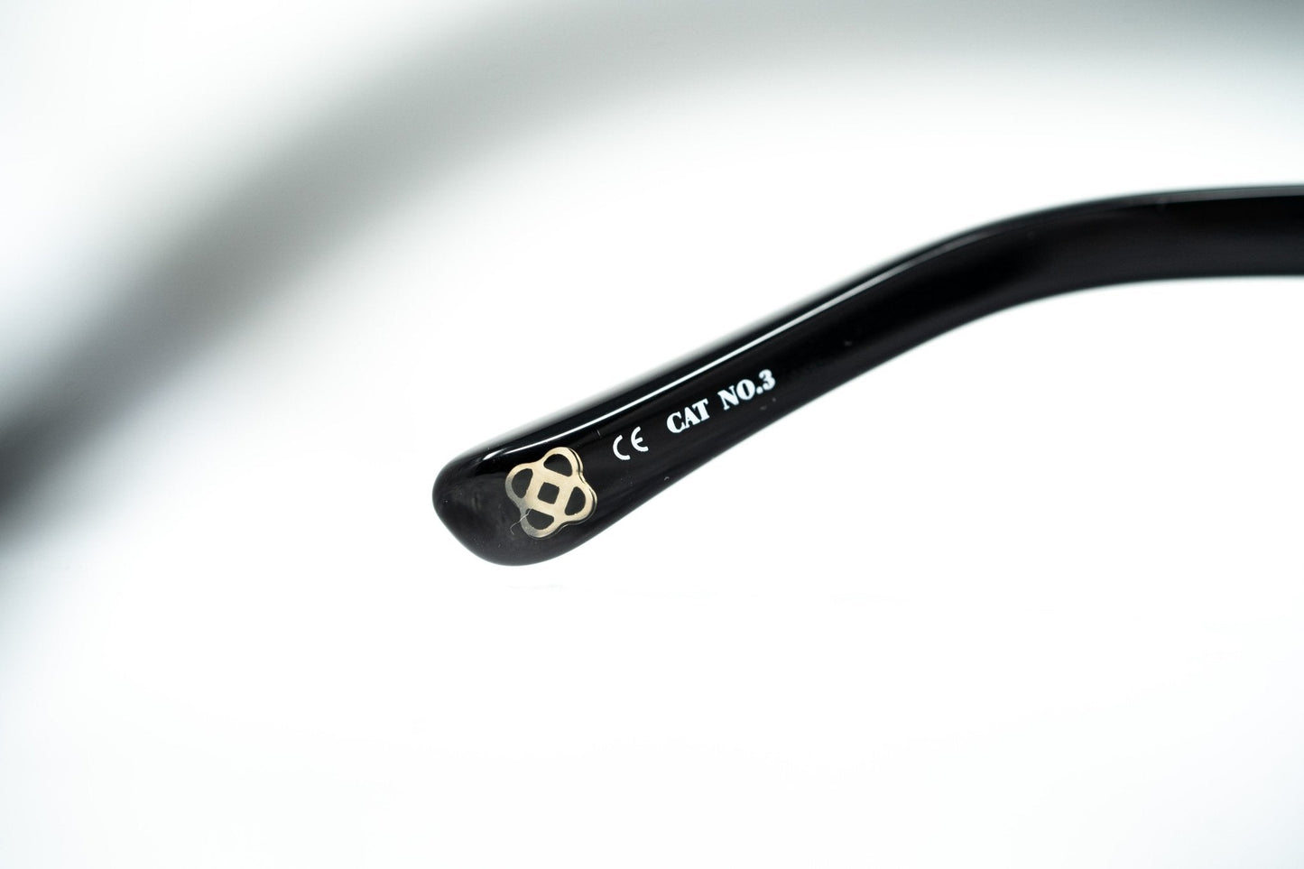 Oscar De La Renta Sunglasses Silver and Grey