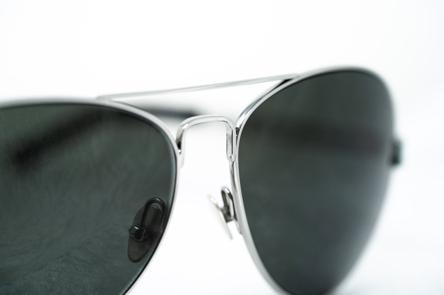 Oscar De La Renta Sunglasses Silver and Grey