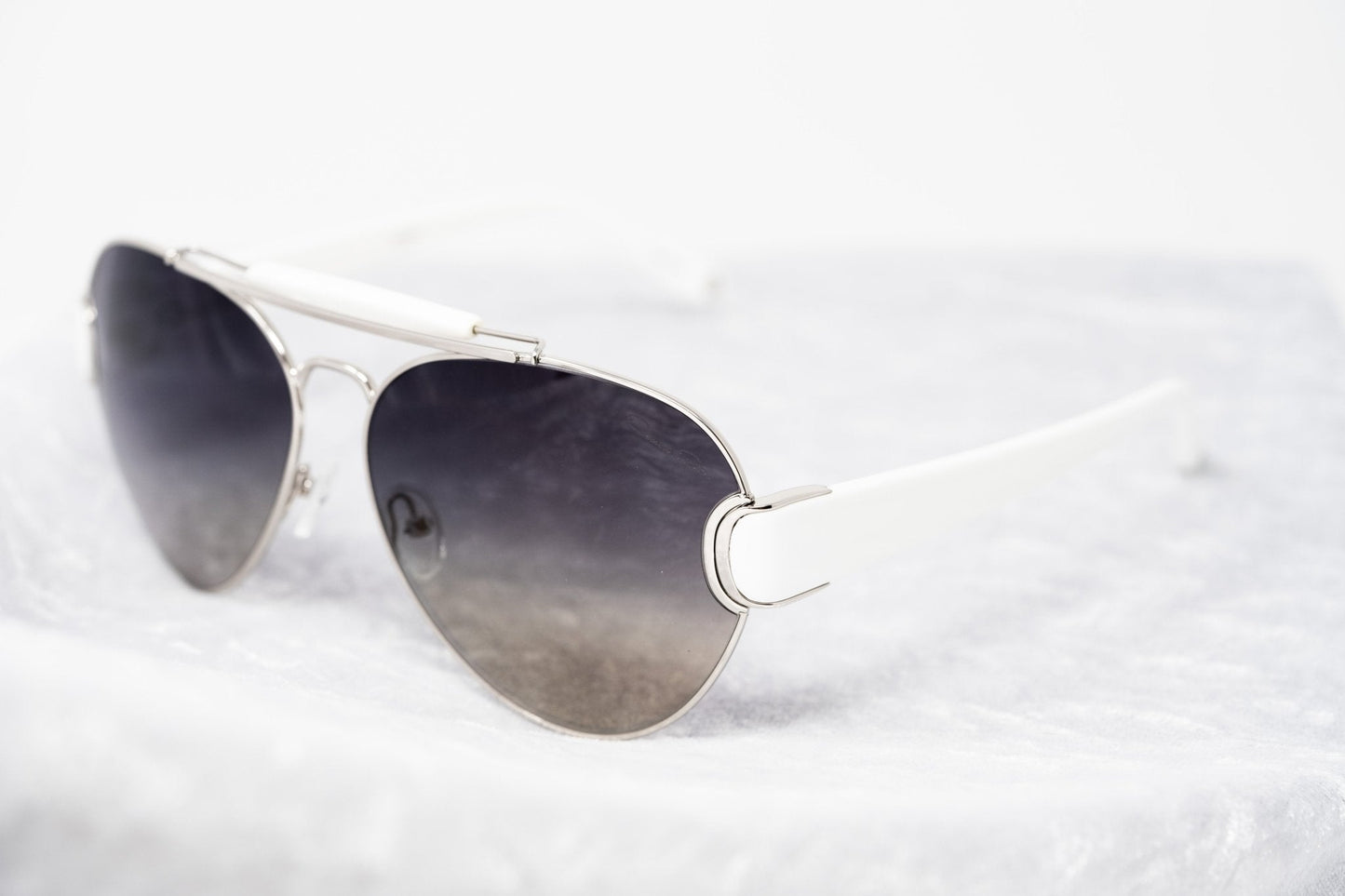 Oscar De La Renta Sunglasses Oversized Silver and Dark Grey