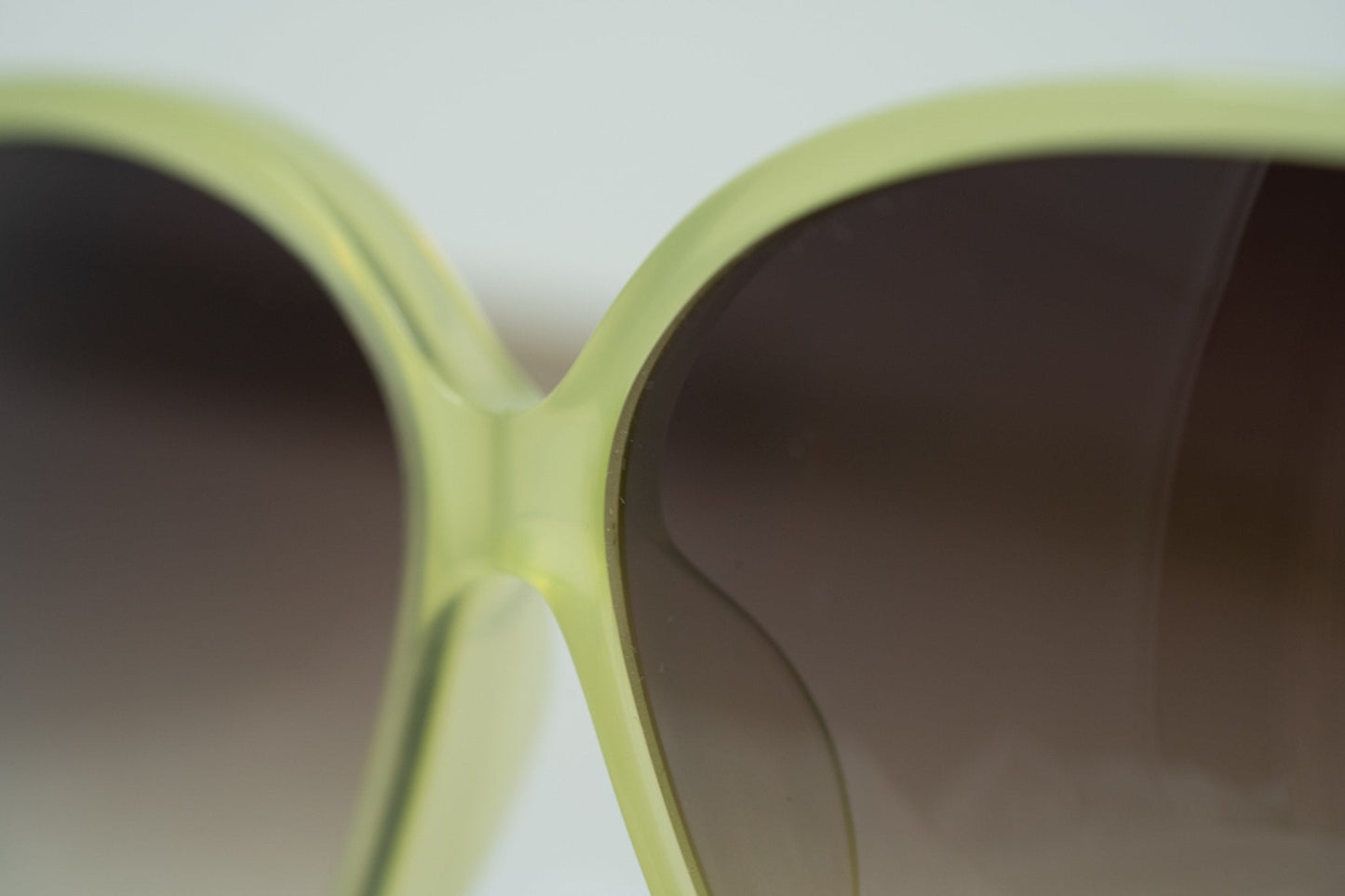 Oscar De La Renta Sunglasses Oversized Green and Brown
