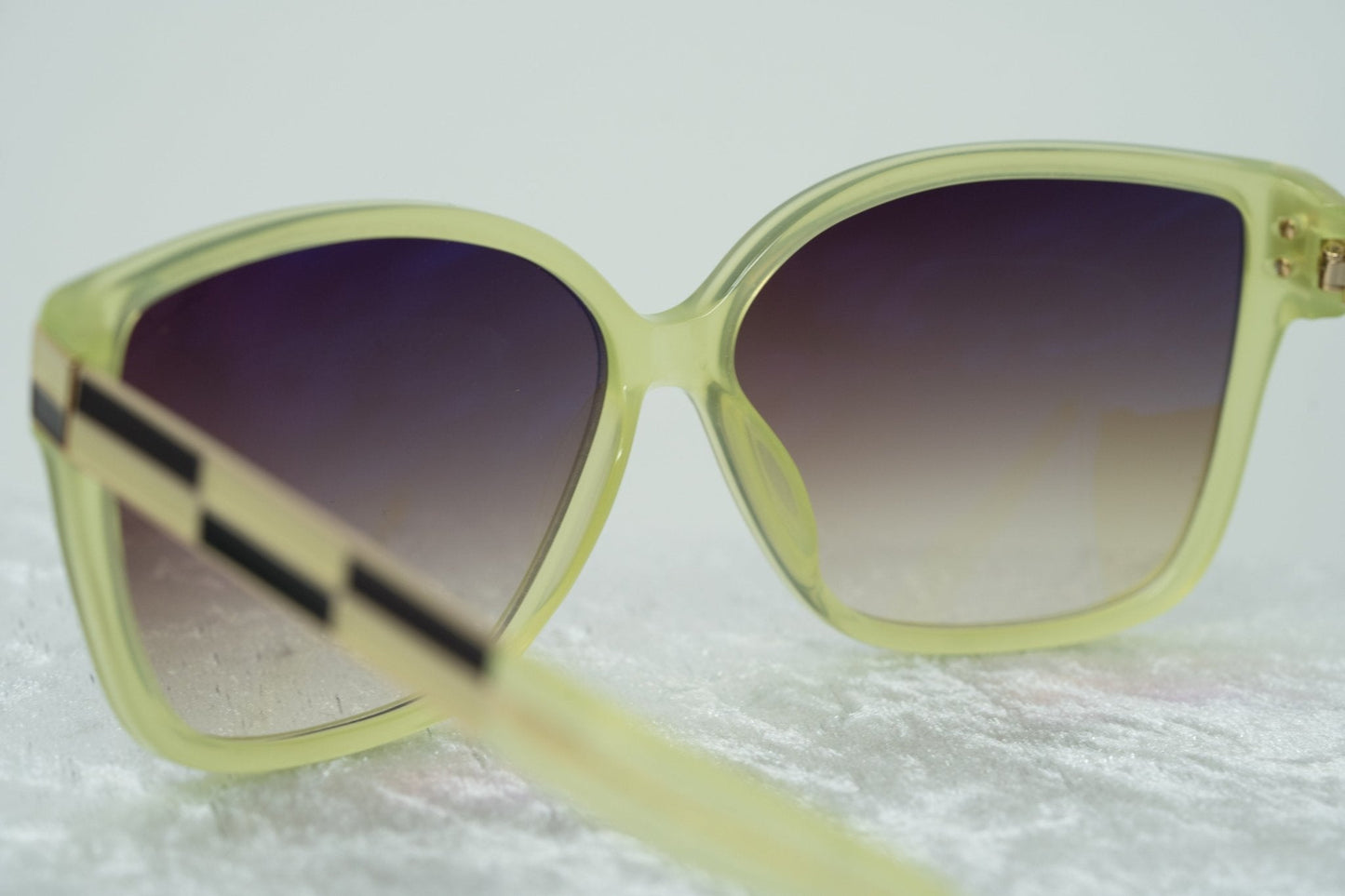 Oscar De La Renta Sunglasses Oversized Green and Brown