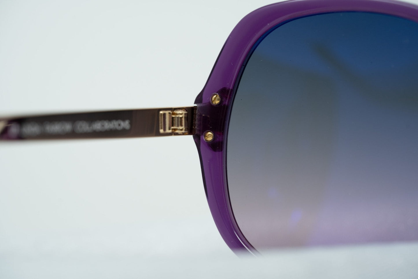 Oscar De La Renta Sunglasses Oversized Purple and Grey