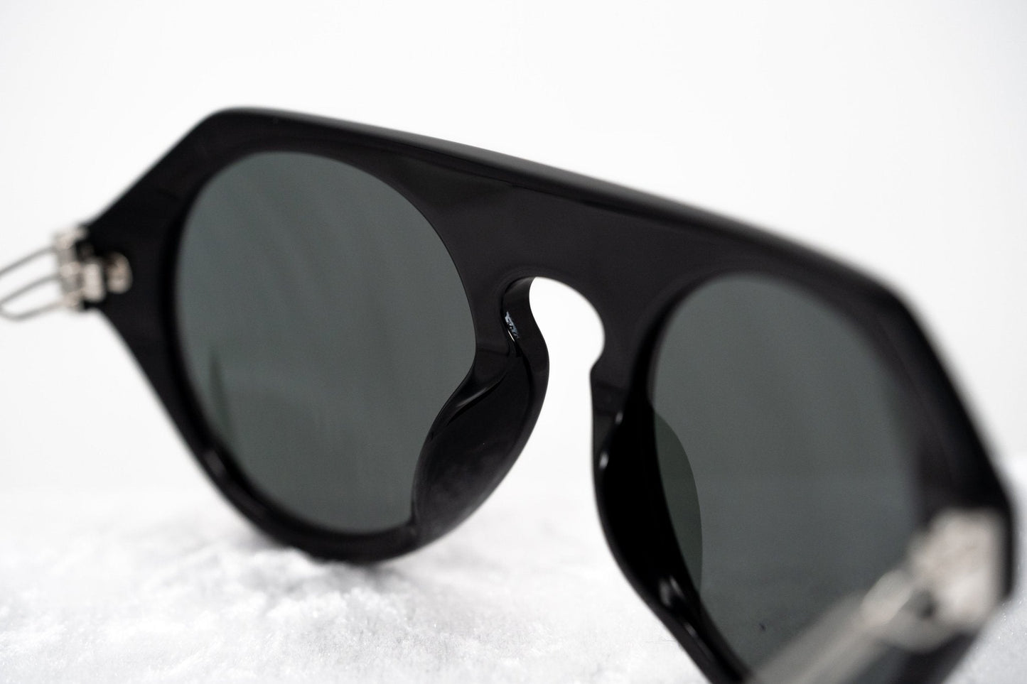 Prabal Gurung Sunglasses Round Black and Grey