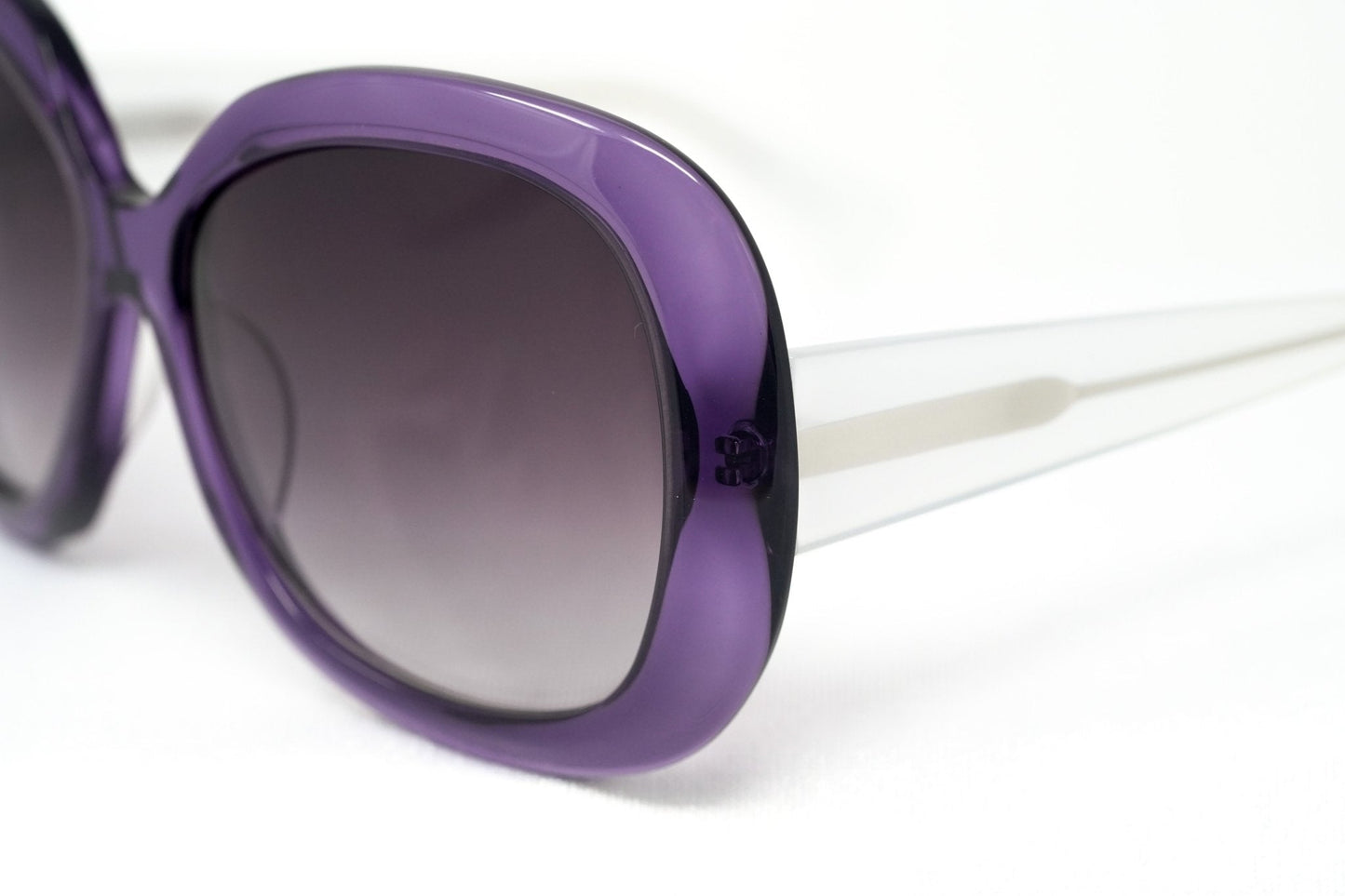 Rue De Mail Sunglasses Oversized Purple and White