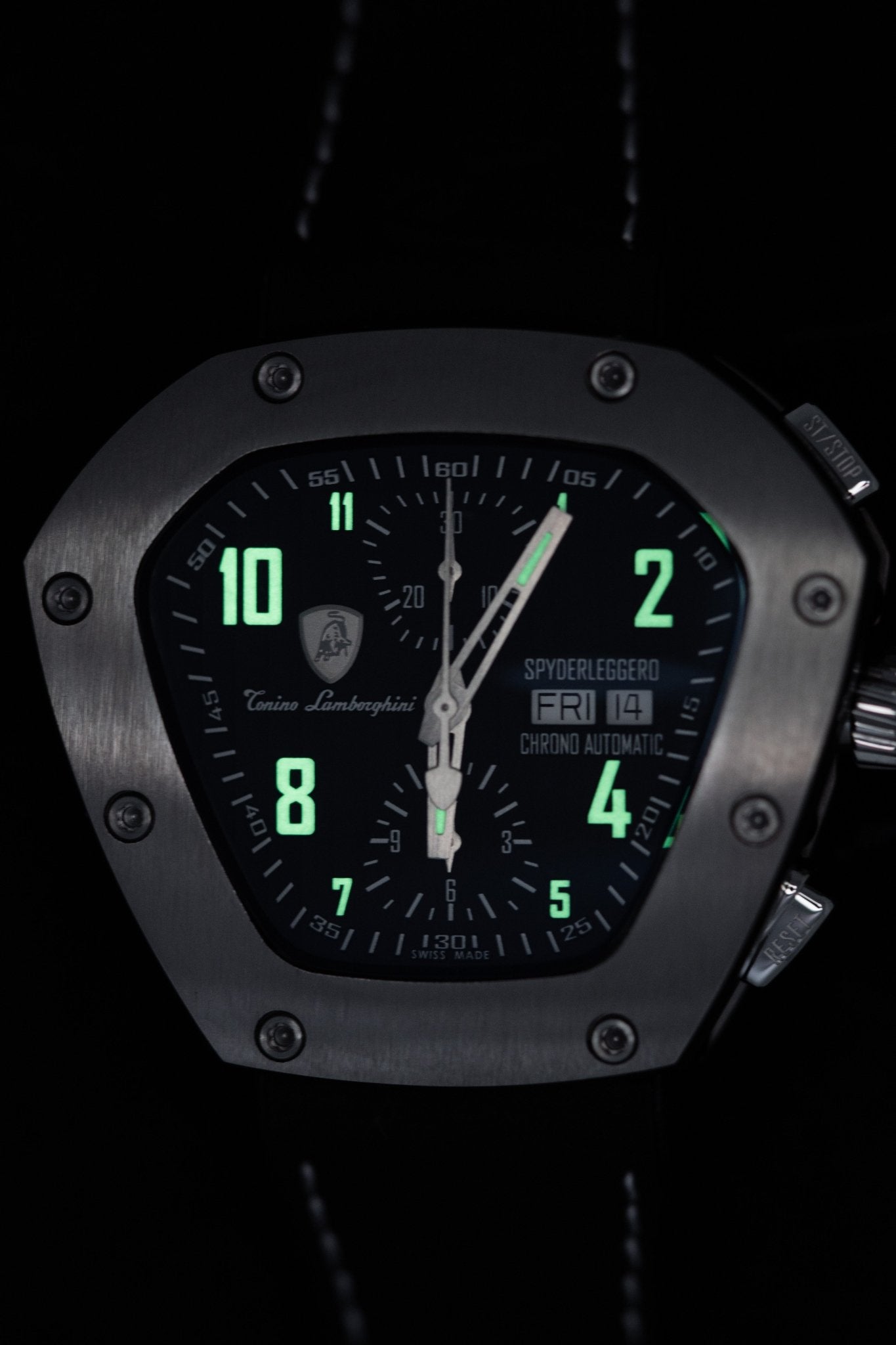 Tonino Lamborghini Spyderleggero Chronograph Watch Day Date Titanium TLF-T07-1