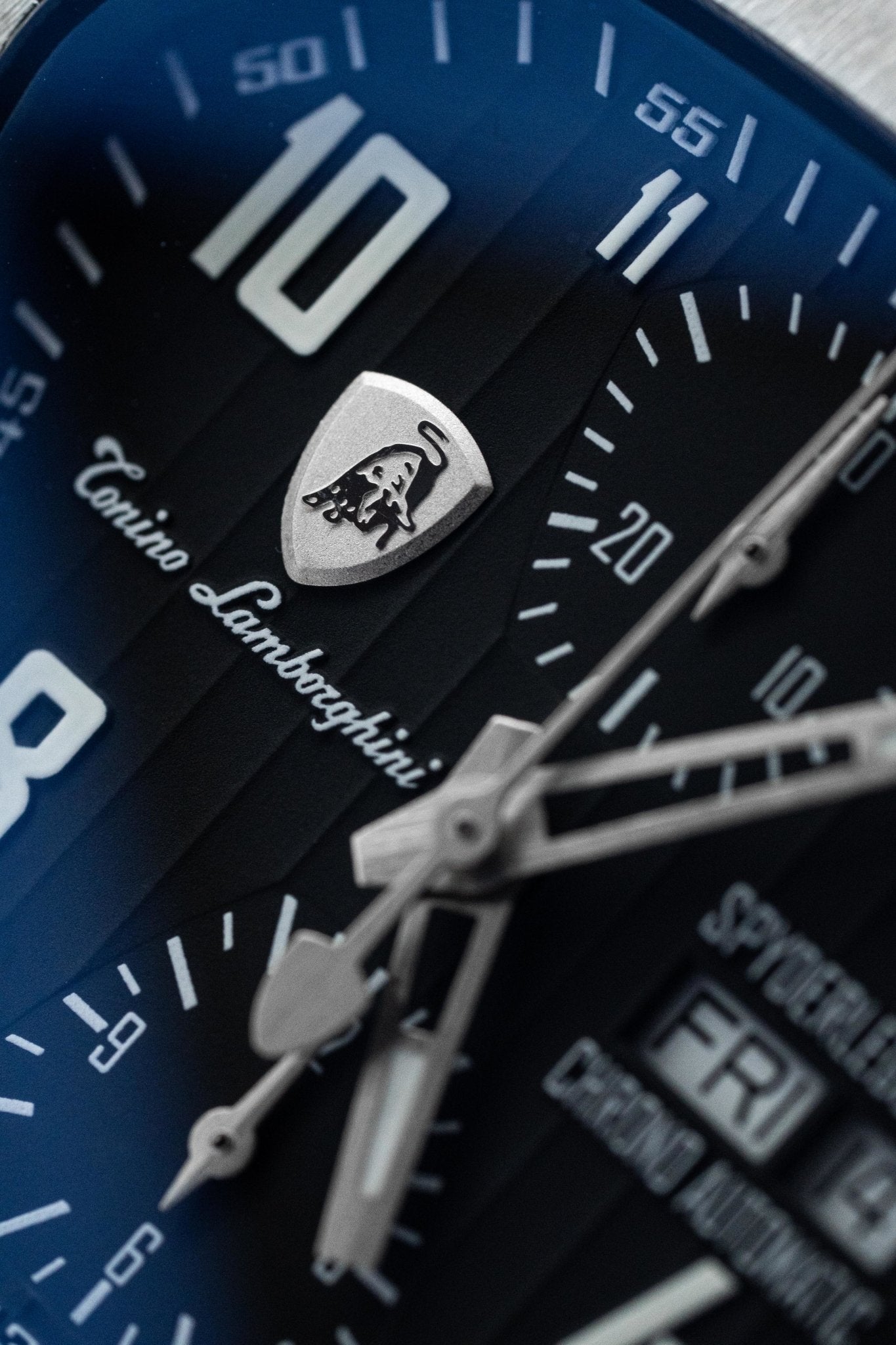 Tonino Lamborghini Spyderleggero Chronograph Watch Day Date Titanium TLF-T07-1