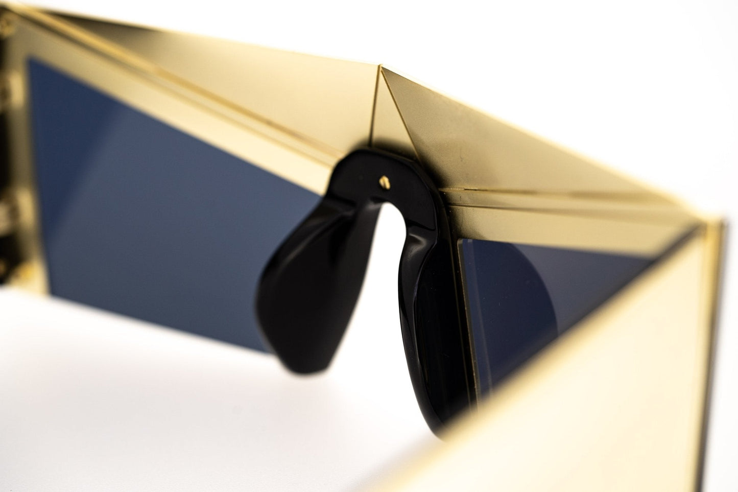 United Nude Sunglasses Special Black and Gold