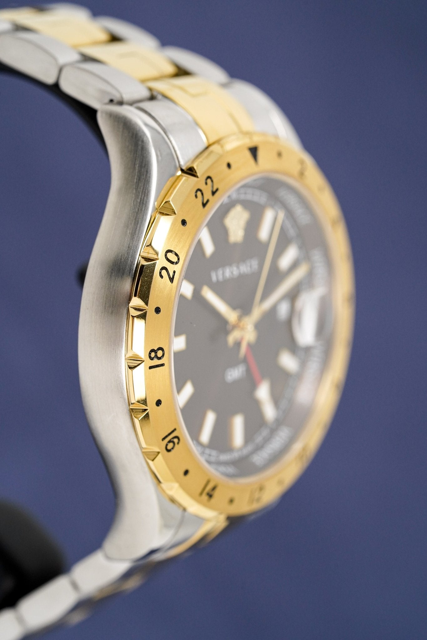 Versace Men's Watch Hellenyium GMT Brown Two-Tone Bracelet V11040015